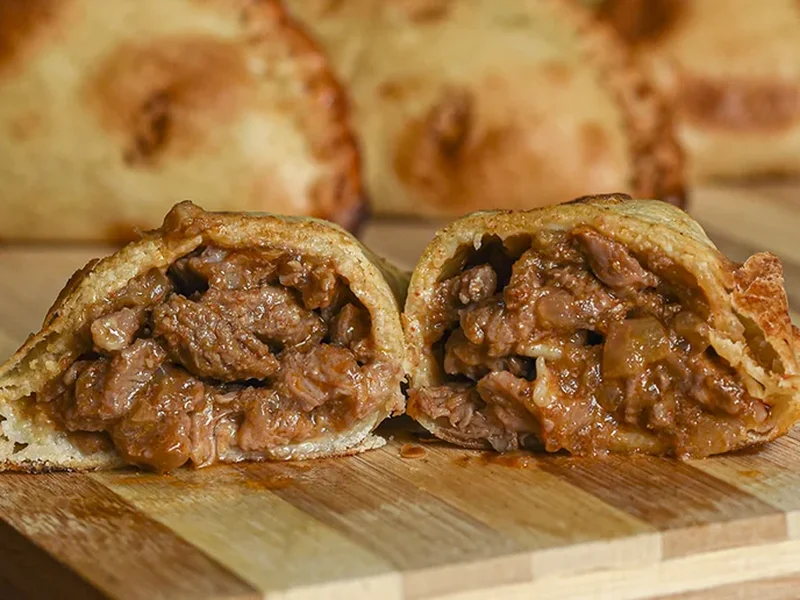 Empanada de Carne a Cuchillo