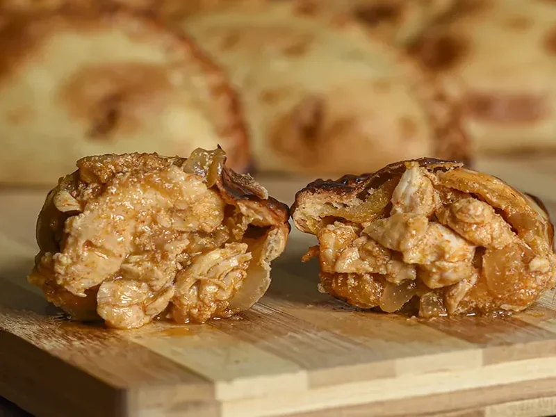 Empanada de Pollo Picante